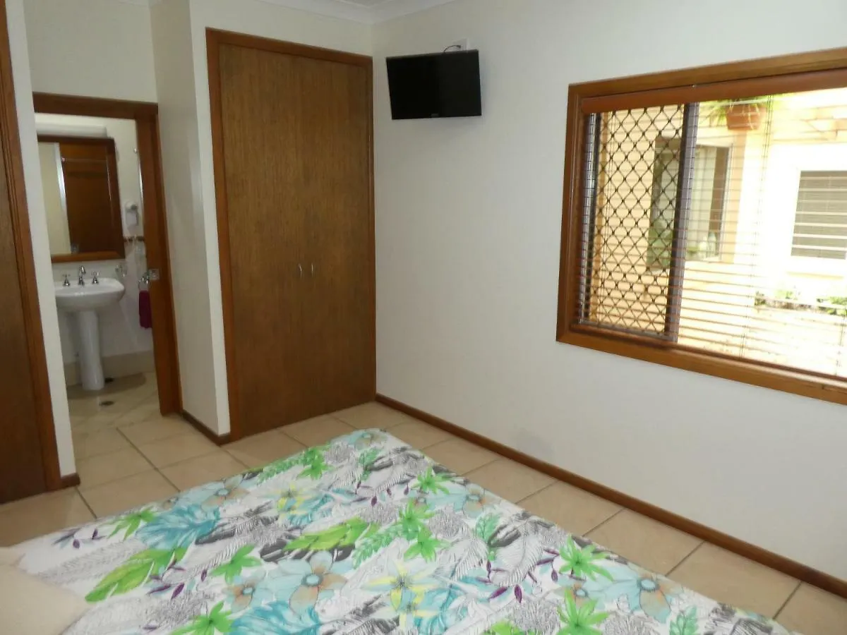 The Summit Rainforest Retreat Atherton 0*,